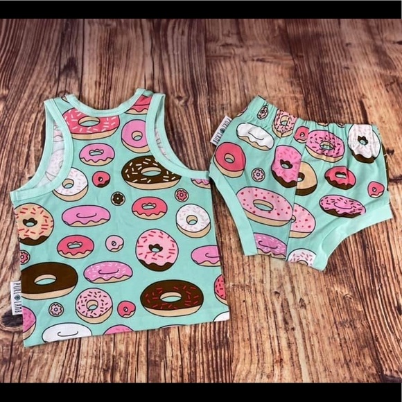 Purl Lamb Donut Loungewear - Picture 2 of 3